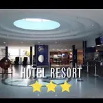Golden Dolphin Grande Hotel Resort